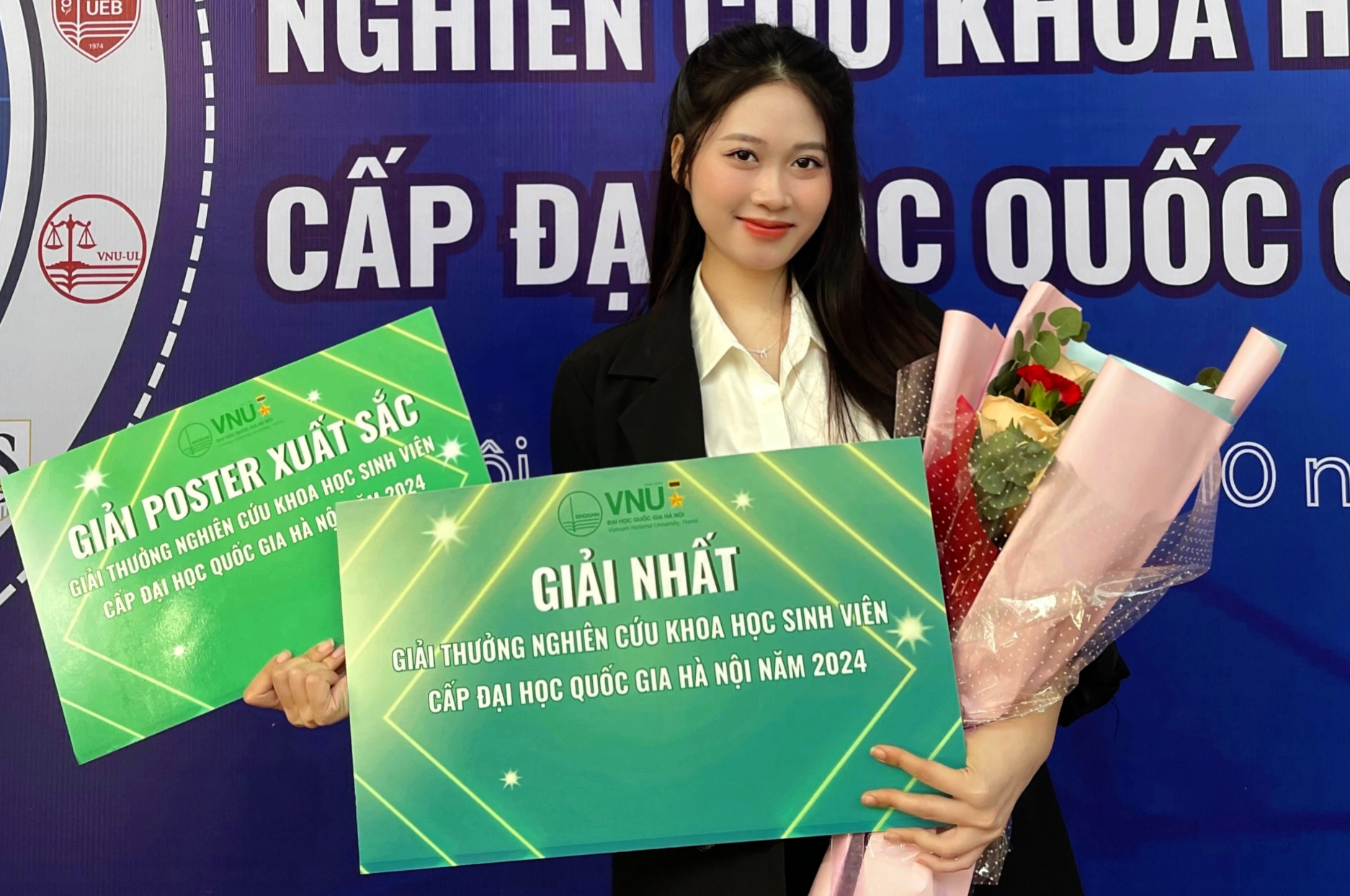 Thành tích học tập cực đỉnh của hoa khôi trường Kinh tế - Ảnh 4.