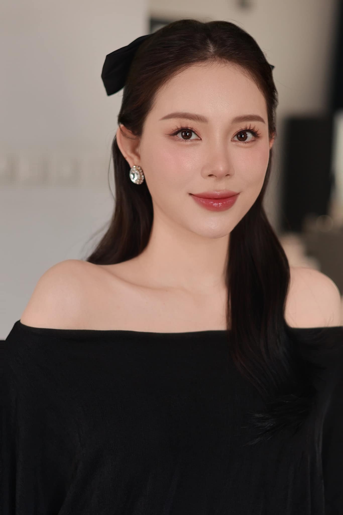 Vẻ đẹp trong veo của nàng dâu hào môn Linh Rin  - Ảnh 3.