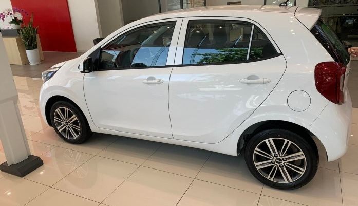 Giá lăn bánh Kia Morning mới nhất siêu giảm giá, rẻ càng thêm rẻ, Hyundai Grand i10, Toyota Wigo lo sợ mất ngôi doanh số- Ảnh 2.