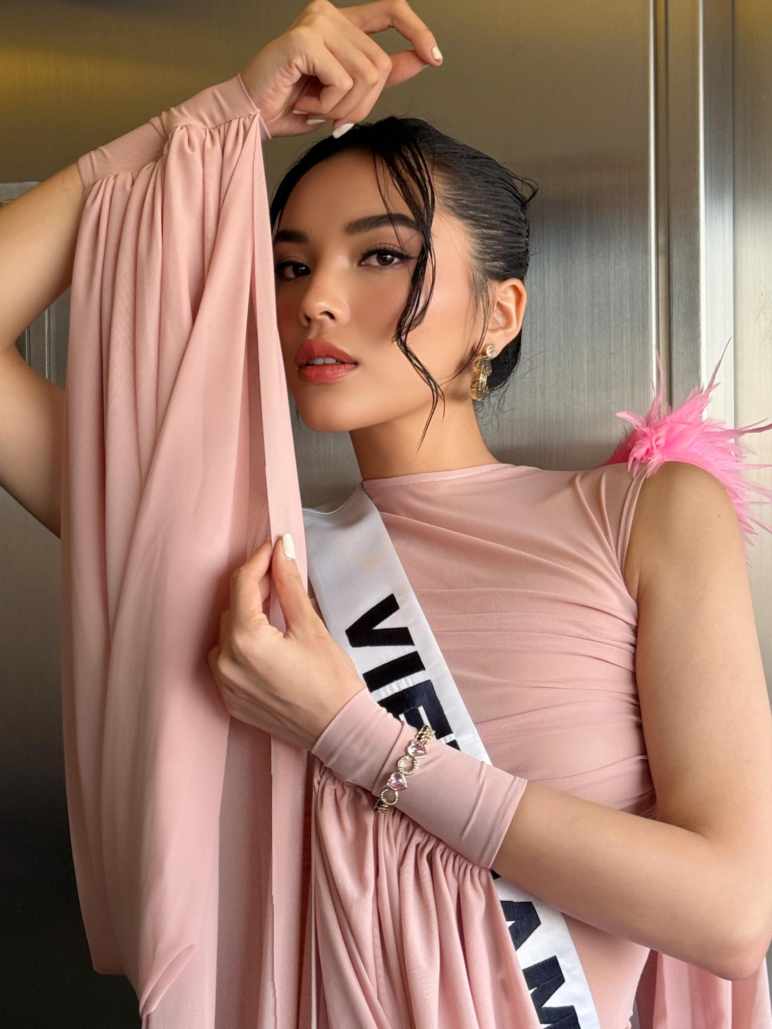 Kỳ Duyên gặp sự cố tại Miss Universe 2024- Ảnh 4.