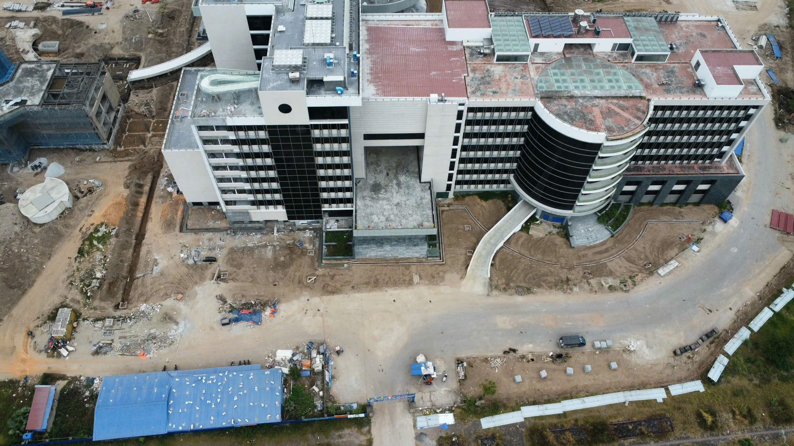 Quy mô 'hoành tráng' của Bệnh viên Đa khoa 700 giường Nam Định sau 18 năm thi công- Ảnh 13.