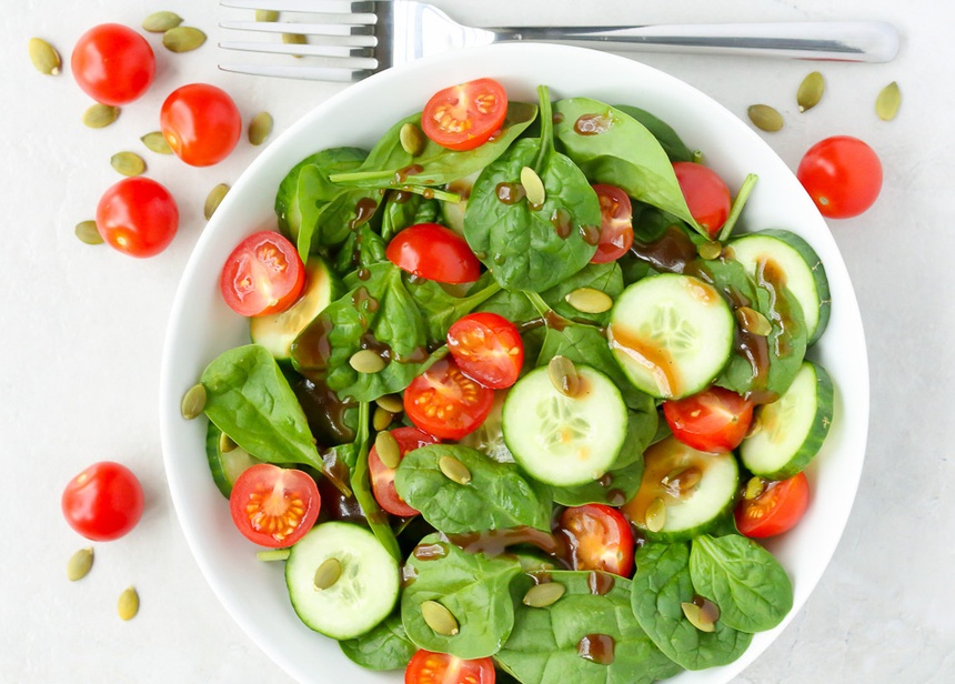 cherrytomatocucumberspinachsalad1-1734510742913-1734510743099922914141.jpg