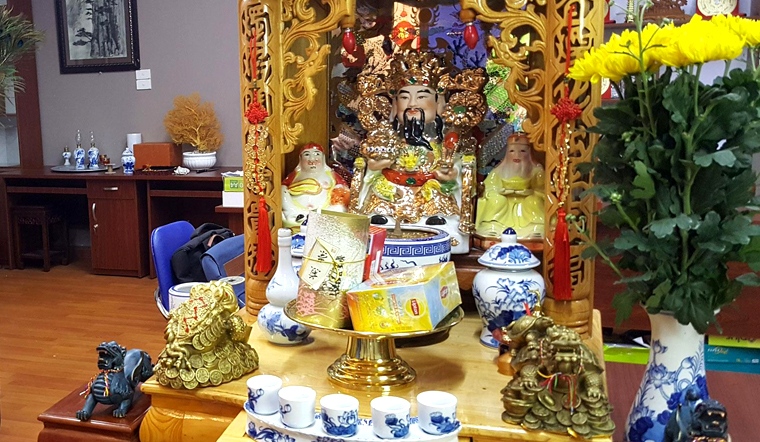 Cách đặt ông Địa, Thần tài theo mệnh gia chủ ngày Tết thu hút tài lộc- Ảnh 3. Cách đặt ông Địa, Thần tài theo mệnh gia chủ ngày Tết thu hút tài lộc- Ảnh 3.