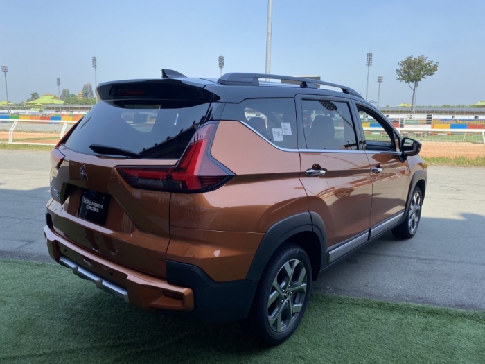 Giá lăn bánh Mitsubishi Xpander Cross mới nhất giảm mạnh kèm ưu đãi, Suzuki XL7 rốt ráo lo chạy doanh số cuối năm - Ảnh 5.