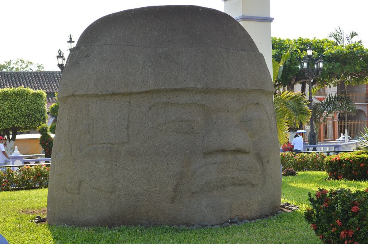 olmec-colossal-heads-mystery-3-17353523580822001988156-1735517862897-1735517862966434702040.jpg