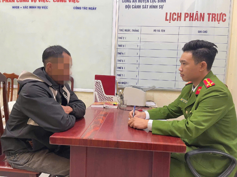 Hoang báo bị cướp để ‘né’ trả nợ- Ảnh 1. Hoang báo bị cướp để ‘né’ trả nợ- Ảnh 1.