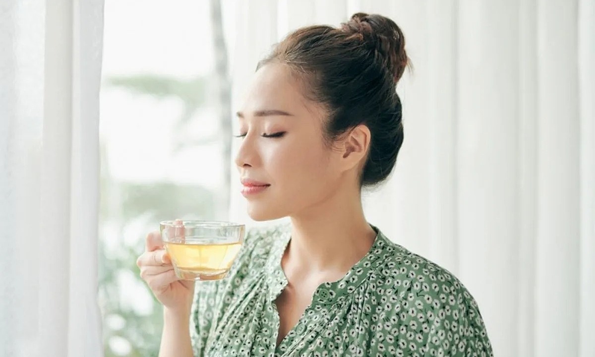 4 loại trà uống trước khi đi ngủ giúp giảm cân