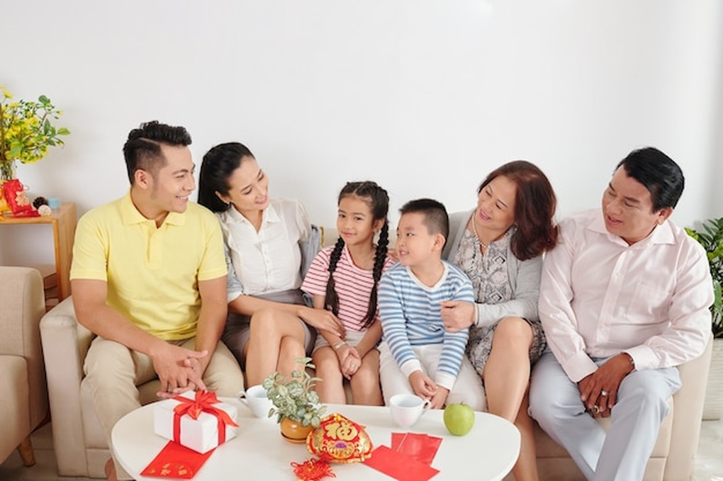 Về ăn Tết nhà ngoại, tôi bỗng thấy thương vợ nhiều hơn - Ảnh 1.
