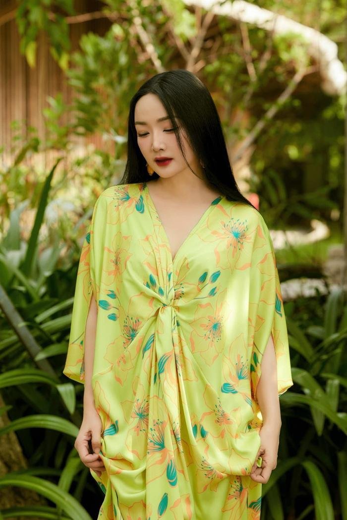 Hoa hậu giữ vương miện lâu nhất Việt Nam khoe nhan sắc U60 - Ảnh 3.