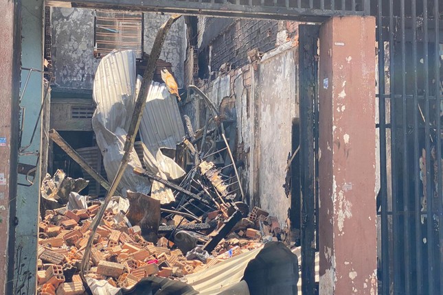 Thông tin mới vụ cháy nhà làm 4 người chết ở TPHCM - Ảnh 3.