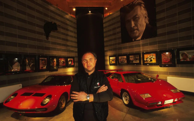 Chuyện như phim của gia tộc Lamborghini: Người thừa kế 'bí mật' bất ngờ lộ diện khiến truyền thông nước Ý bàng hoàng - Ảnh 4.