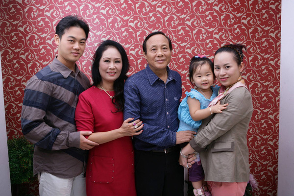 Hôn nhân đời thực của mỹ nhân Hà thành xưa: NSƯT Quế Hằng được chồng ủng hộ sự nghiệp - Ảnh 5.