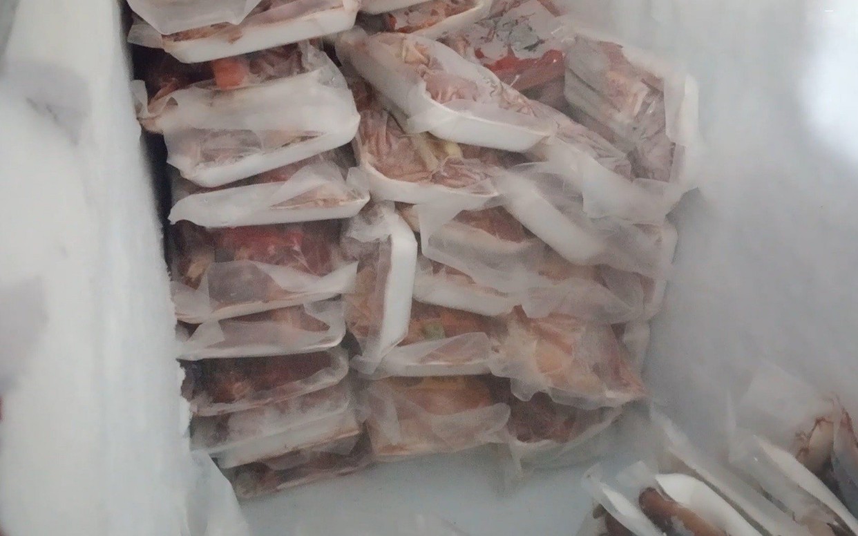 Thu giữ 16 tấn thực phẩm "bẩn" suýt đến tay người tiêu dùng dịp Tết Nguyên đán 