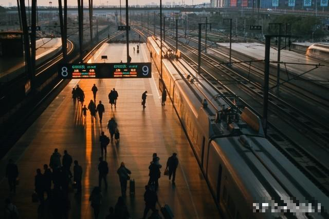 Về quê đón Tết sớm, tôi nhận ra dù có nợ nần chồng chất cũng đừng dễ dàng tiết lộ cho họ hàng- Ảnh 1. Về quê đón Tết sớm, tôi nhận ra dù có nợ nần chồng chất cũng đừng dễ dàng tiết lộ cho họ hàng- Ảnh 1.