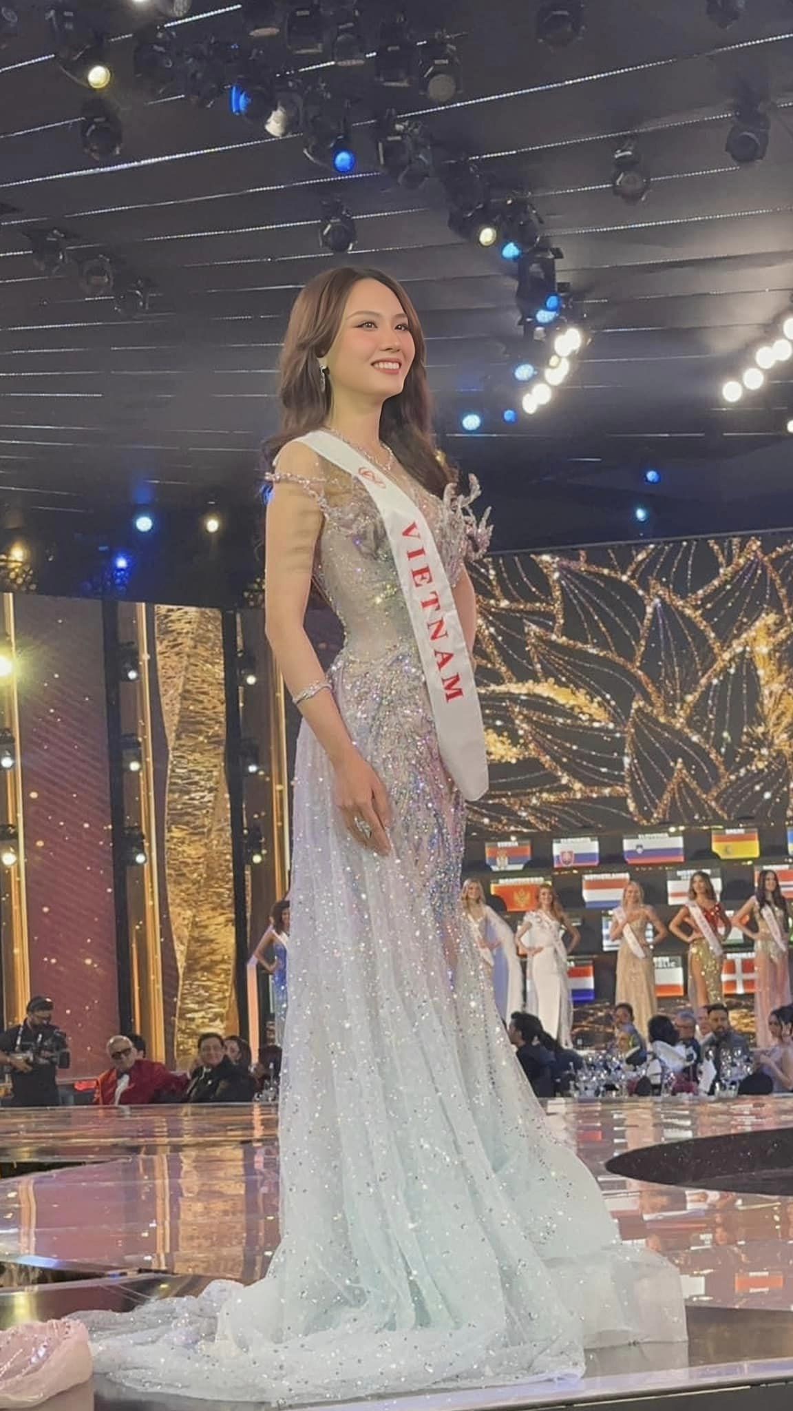 CH Séc đăng quang Miss World 2024, vì sao Mai Phương 'trắng tay'?- Ảnh 2.