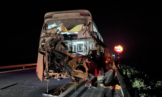 Xác định nguyên nhân ban đầu vụ tai nạn trên cao tốc Cam Lộ - La Sơn - Ảnh 2.