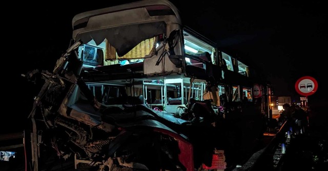 22 ngày xảy ra 2 vụ tai nạn đặc biệt nghiêm trọng trên cao tốc Cam Lộ - La Sơn - Ảnh 2.