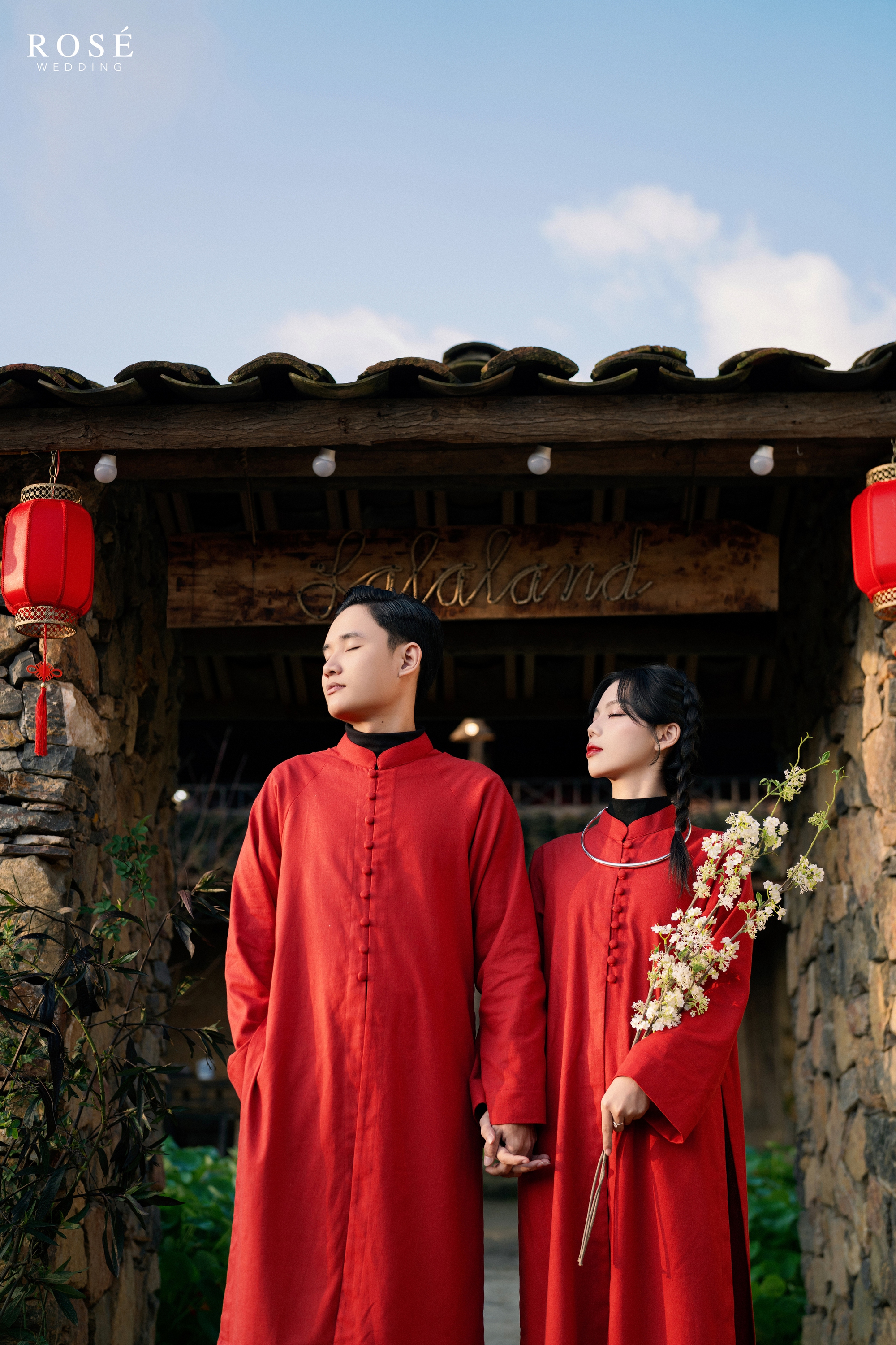 Bộ ảnh cưới tại Hà Giang đẹp mê mẩn của hot TikToker 30 triệu lượt thích- Ảnh 2.