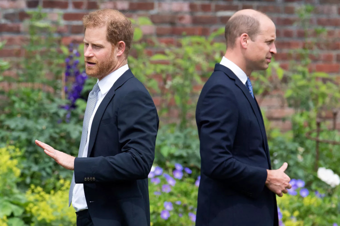 William và Harry tránh mặt nhau tại sự kiện mang tên Công nương Diana - Ảnh 2.