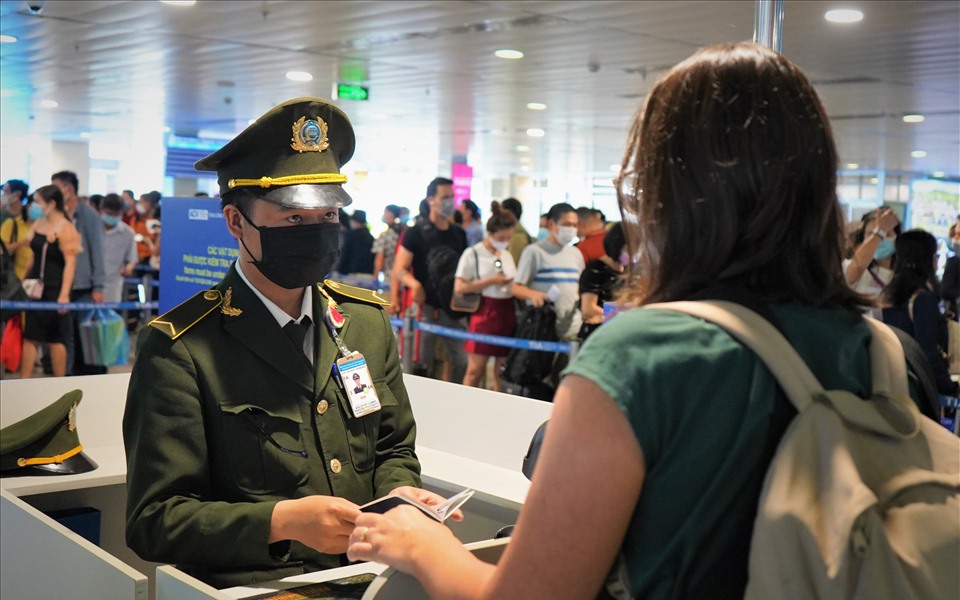 Quốc gia Đông Nam Á nào có thứ hạng hộ chiếu (passport) lọt top thấp của thế giới năm 2024?