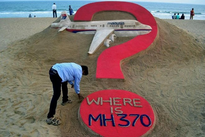 Latest information on the search for the mysteriously missing MH370 plane: Latest announcement from the Malaysian government - Photo 2. Thông tin mới nhất việc tìm kiếm máy bay MH370 mất tích bí ẩn: Thông báo mới nhất từ chính phủ Malaysia- Ảnh 2.