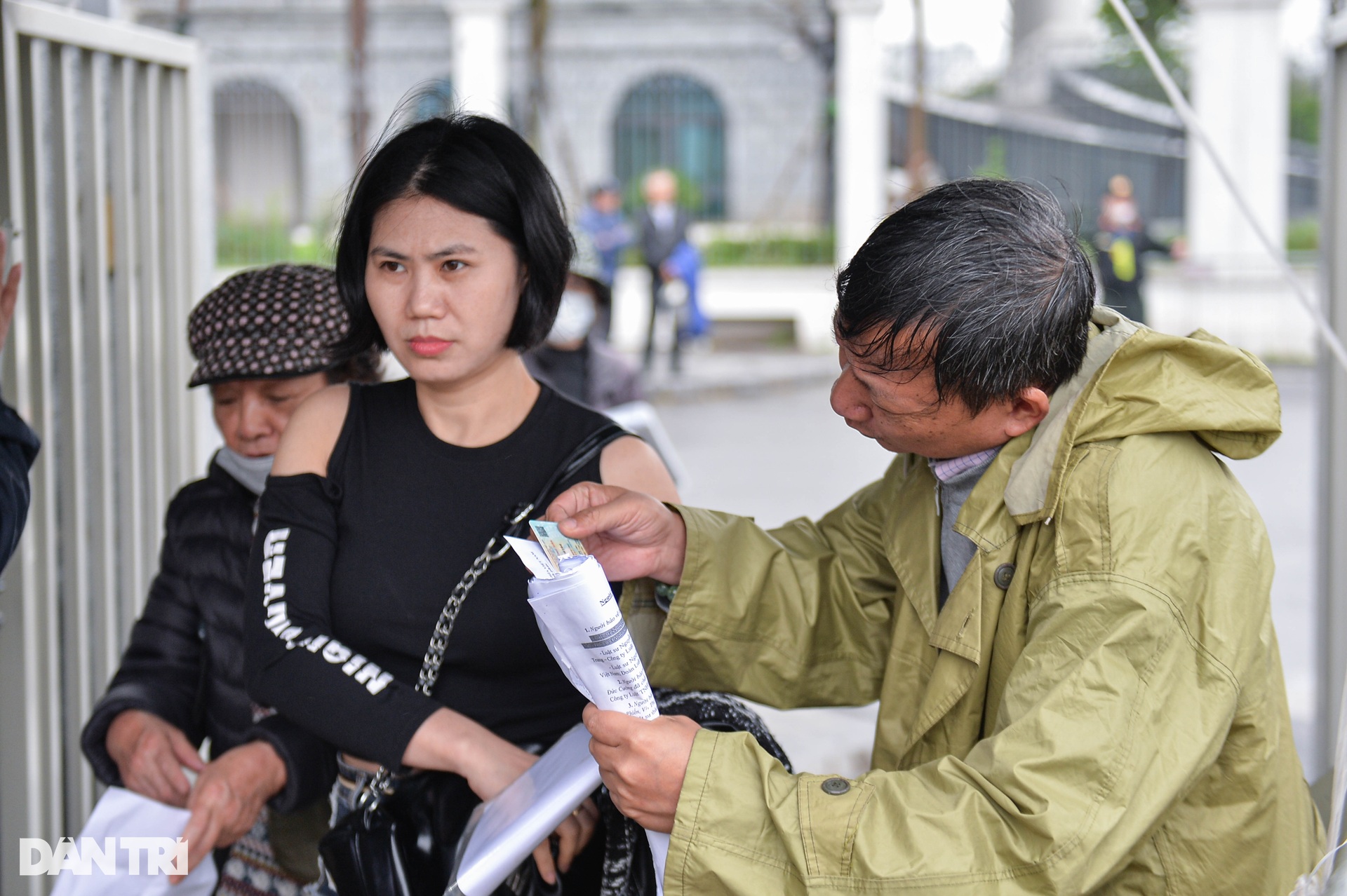 Hàng nghìn bị hại tới dự phiên tòa Tân Hoàng Minh - Ảnh 6.