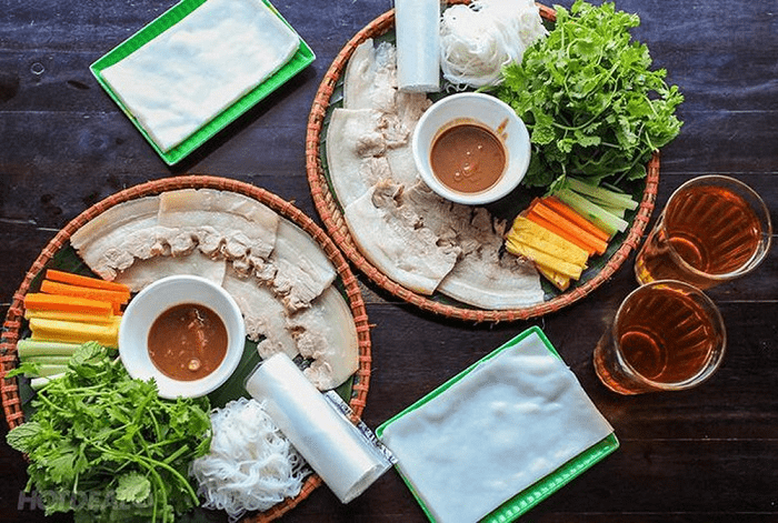 8 món ăn gây 'thương nhớ' của ẩm thực Đà Nẵng nhất định nên thử trong dịp Lễ hội Pháo hoa Quốc tế 2024- Ảnh 4.