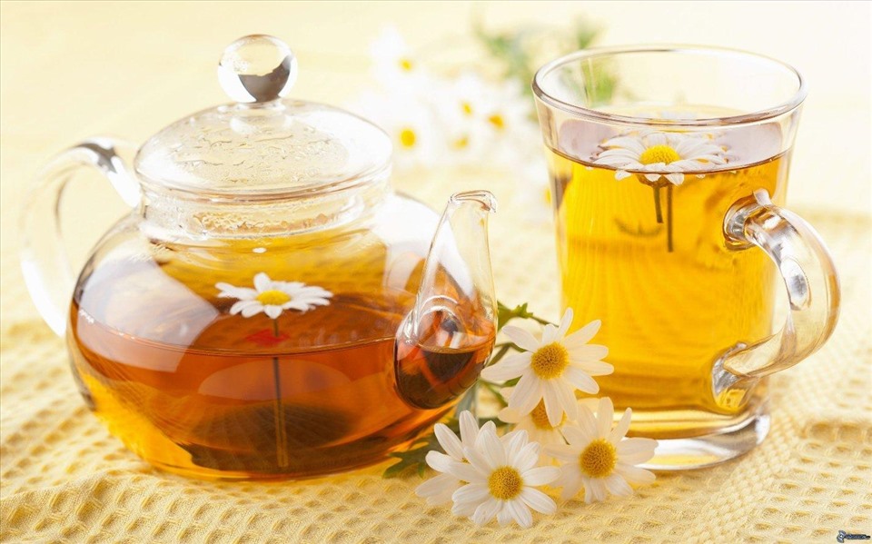 Uống trà hoa cúc có an toàn không?