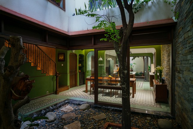 Bình yên cất giấu trong ngôi nhà hiện đại kết hợp phong cách Đông Dương