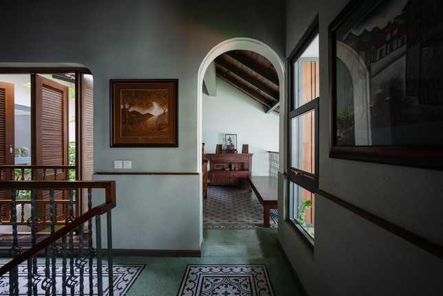 Bình yên cất giấu trong ngôi nhà hiện đại kết hợp phong cách Đông Dương - Ảnh 8.