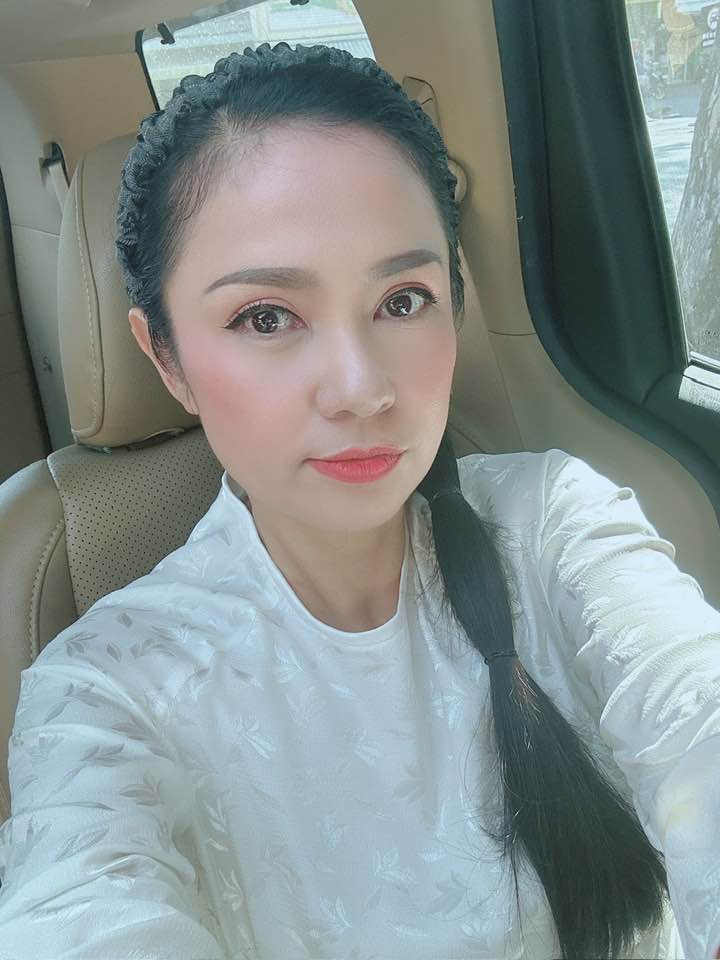 Nữ diễn viên Việt rời showbiz về sống trong nhà vườn 3.000m2, 52 tuổi không kết hôn, một lòng hướng Phật- Ảnh 2.
