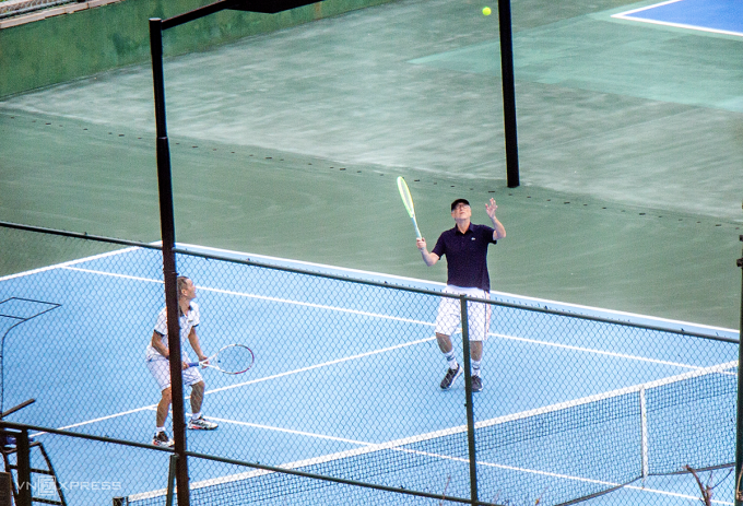 Retrato pouco conhecido da namorada do bilionário Bill Gates, que viajou com ele para o Vietnã - Foto 2. Chân dung ít biết của bạn gái vừa được tỷ phú Bill Gates công khai, cùng sang Việt Nam du lịch - Ảnh 2.