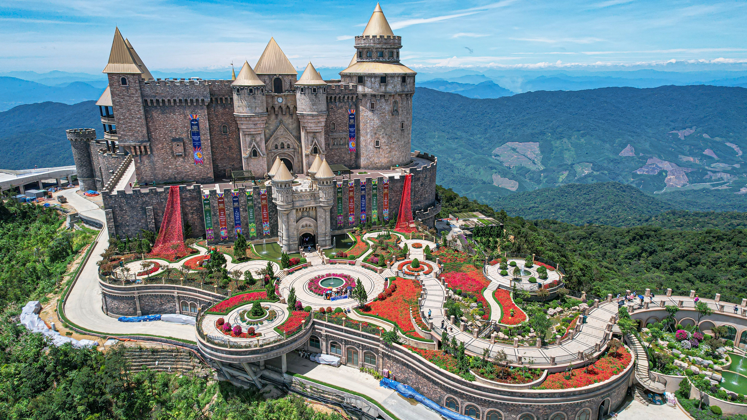 Kỷ niệm 15 năm, Sun World Ba Na Hills ưu đãi khủng cho du khách toàn quốc- Ảnh 6.