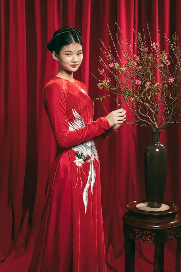 Con gái 16 tuổi của Trương Ngọc Ánh: Chân dài, hát hay nhưng không nối nghiệp cha mẹ - Ảnh 8.