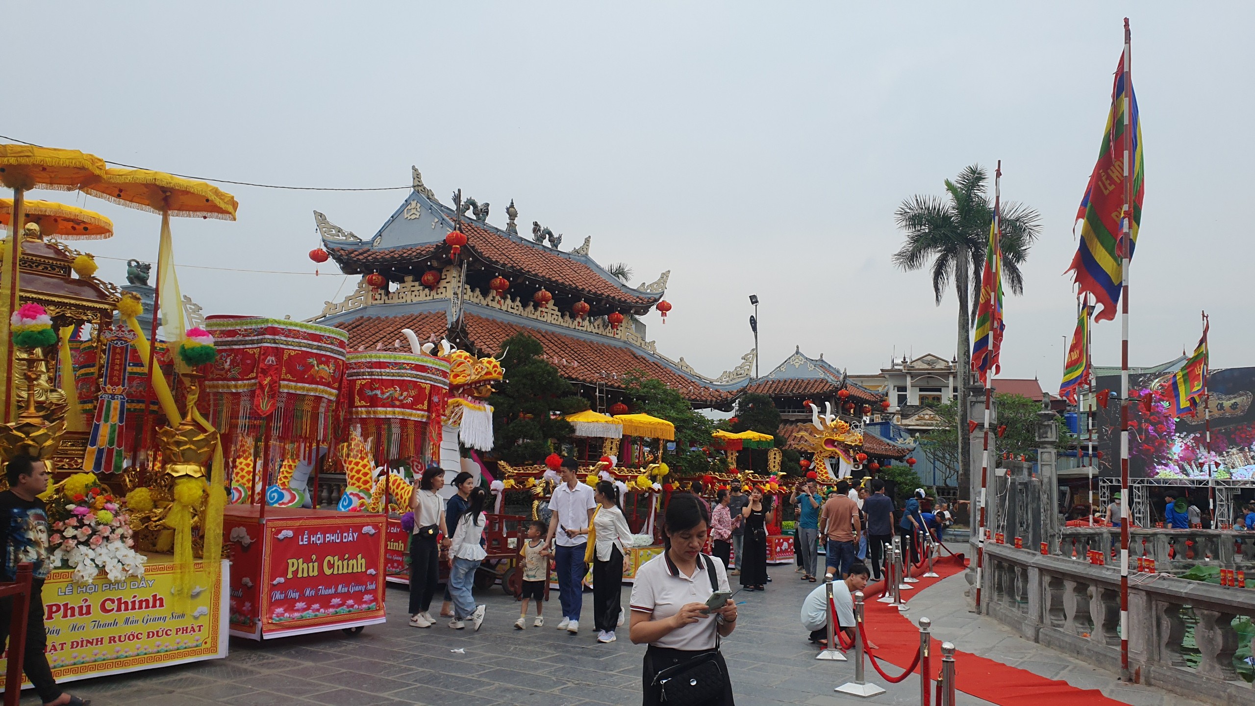 Lễ hội phủ Dầy Nam Định có gì đặc biệt mà thu hút nhiều du khách đến thế? - Ảnh 7.