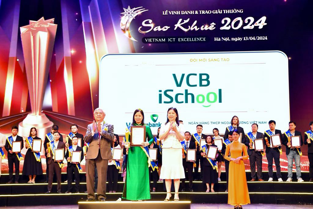 Ba giải pháp số của Vietcombank nhận giải thưởng Sao Khuê 2024 - Ảnh 3.