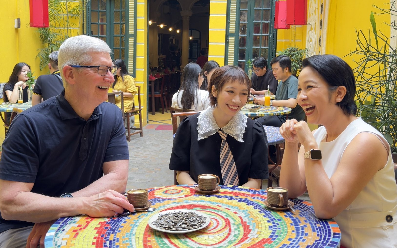 CEO Tim Cook thưởng thức cà phê trứng khi đến Việt Nam: Các quán cà phê trứng ngon ở Hà Nội và cách pha ngon tại nhà