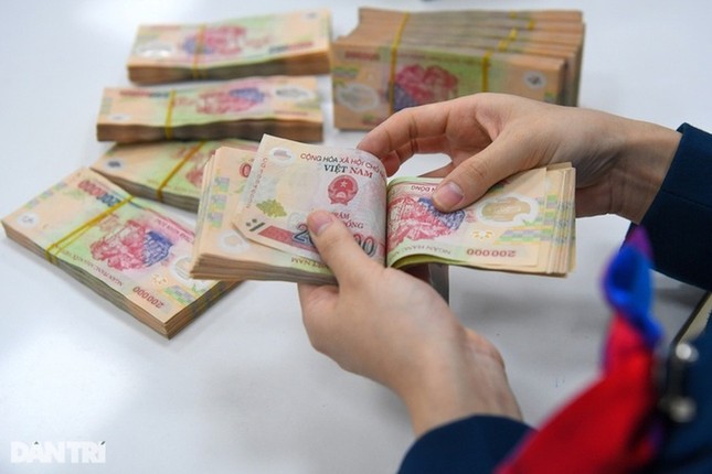 Lãi suất Vietinbank bất ngờ tăng: Gửi 600 triệu 24 tháng có bao nhiêu tiền lãi? - Ảnh 2. Lãi suất Vietinbank bất ngờ tăng: Gửi 600 triệu 24 tháng có bao nhiêu tiền lãi? - Ảnh 2.