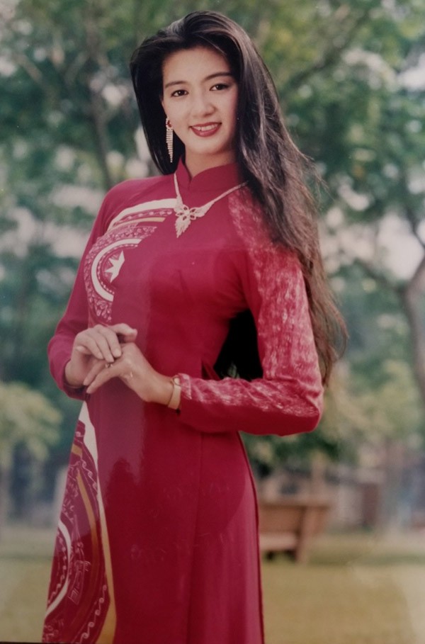 Hoa hậu Điện ảnh năm 1992, Thanh Xuân giờ ra sao sau hơn 3 thập kỷ đăng quang? - Ảnh 4.