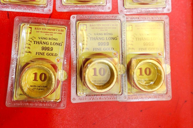 Giá vàng hôm nay 23/4: Vàng nhẫn Bảo Tín Minh Châu, Doji, PNJ giảm sâu, mất hơn 1,2 triệu/lượng sau 1 ngày- Ảnh 2.