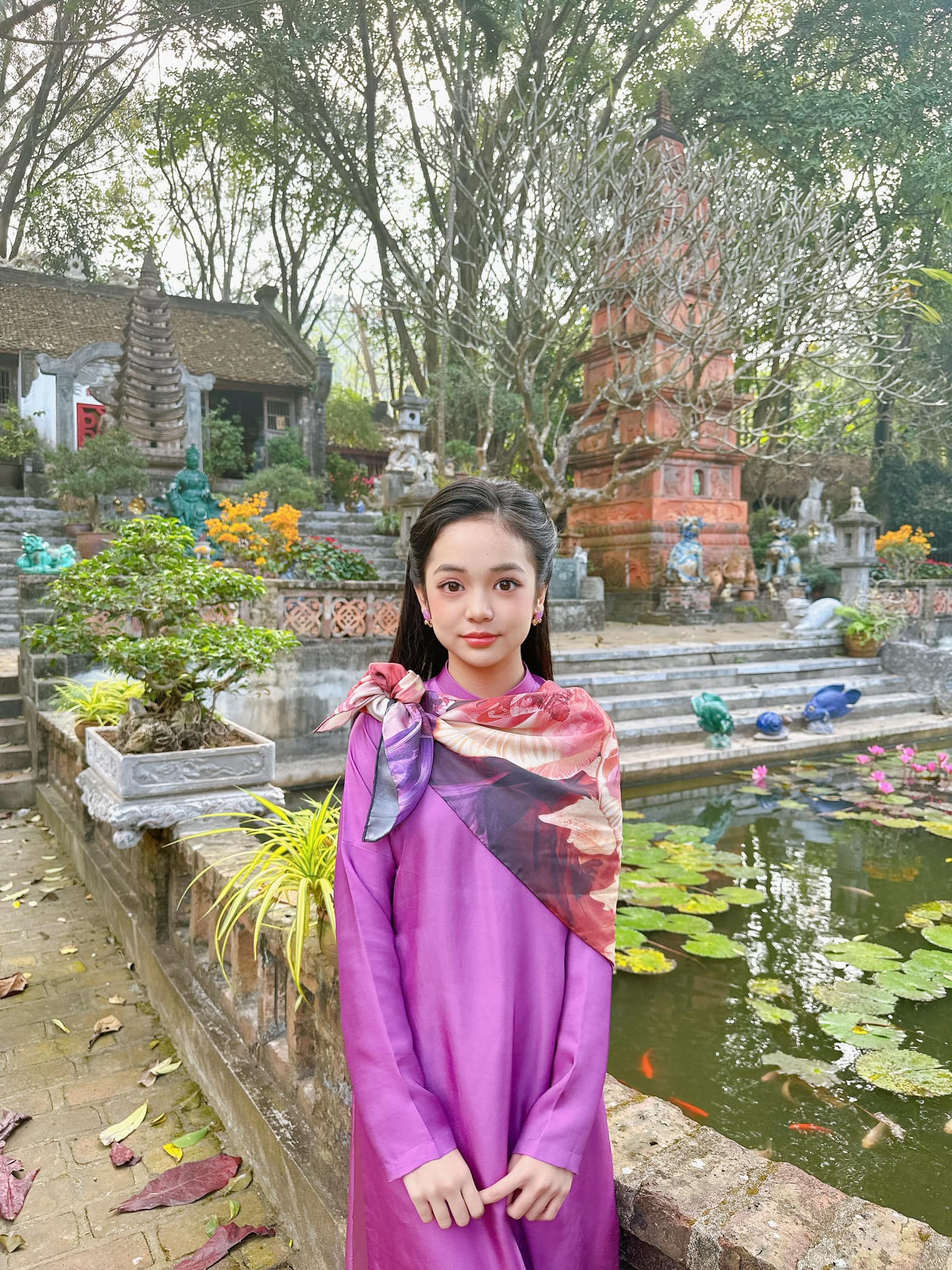 'Con gái' Việt Anh khoe vẻ thiếu nữ ở tuổi 13 - Ảnh 8.