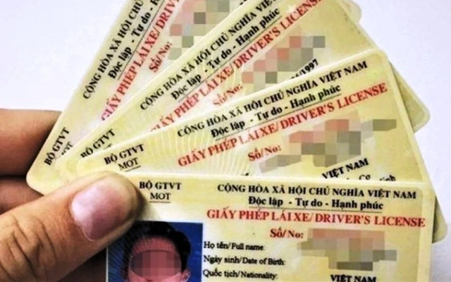 4 trường hợp bị thu hồi giấy ph&eacute;p l&aacute;i xe h&agrave;ng triệu người cần ch&uacute; &yacute; - Ảnh 3.