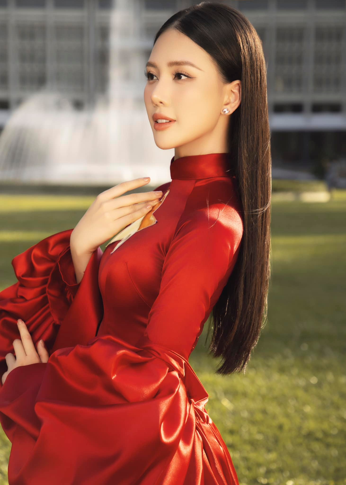 Hoa hậu Tiểu Vy, Bùi Quỳnh Hoa đồng loạt check-in địa điểm đặc biệt kỷ niệm 30/4- Ảnh 8.