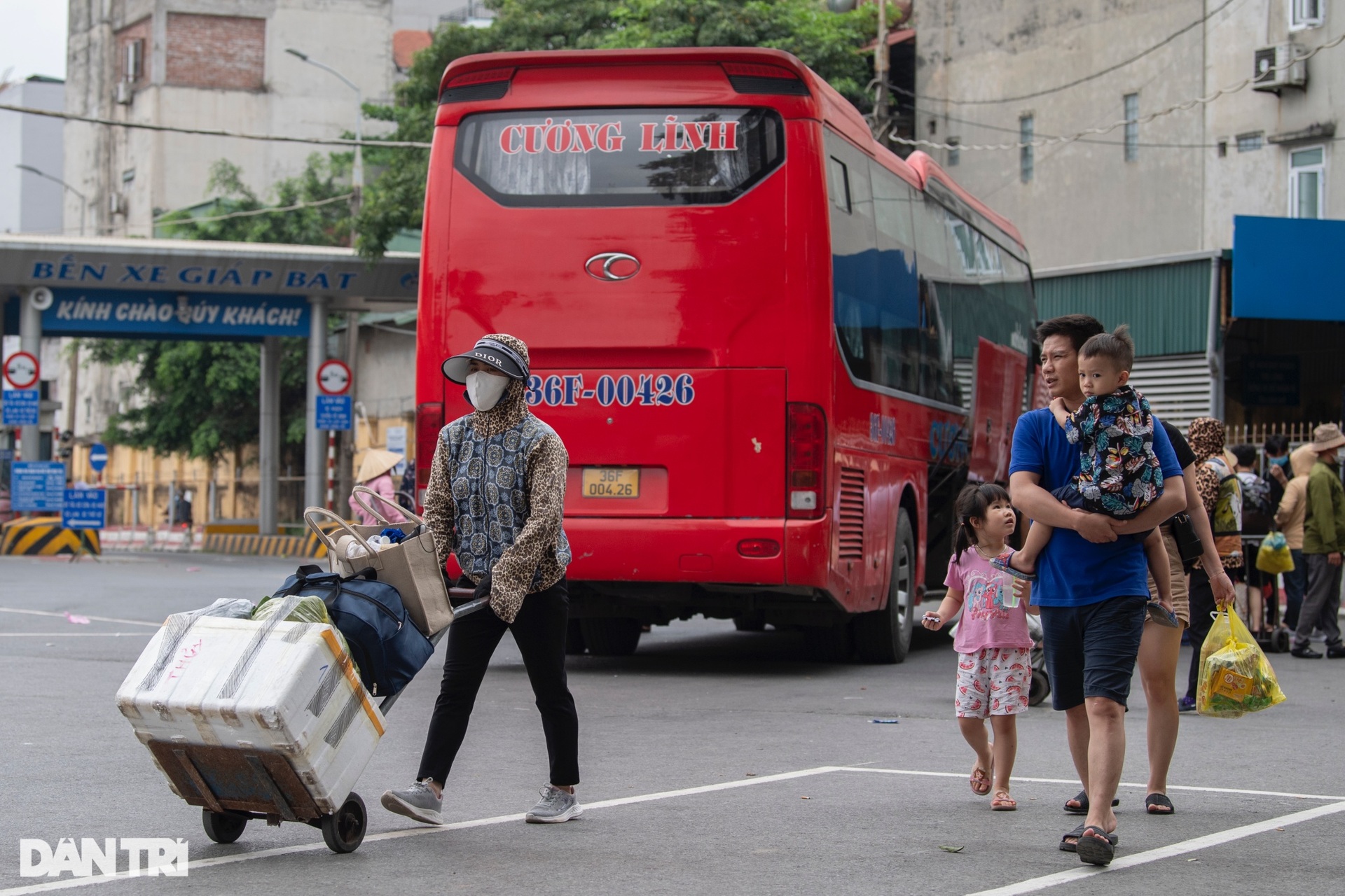 Nhiều tài xế bất ngờ trong ngày trở lại Hà Nội sau nghỉ lễ 30/4-1/5 - Ảnh 3.