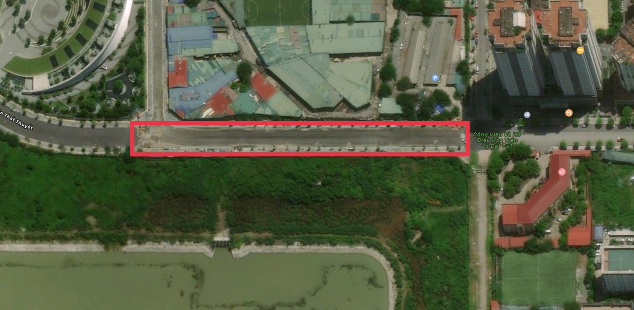 Kỳ lạ ở Hà Nội, hai bên cách nhau chỉ khoảng vài trăm mét nhưng người dân muốn đi lại phải chạy đường vòng- Ảnh 18.