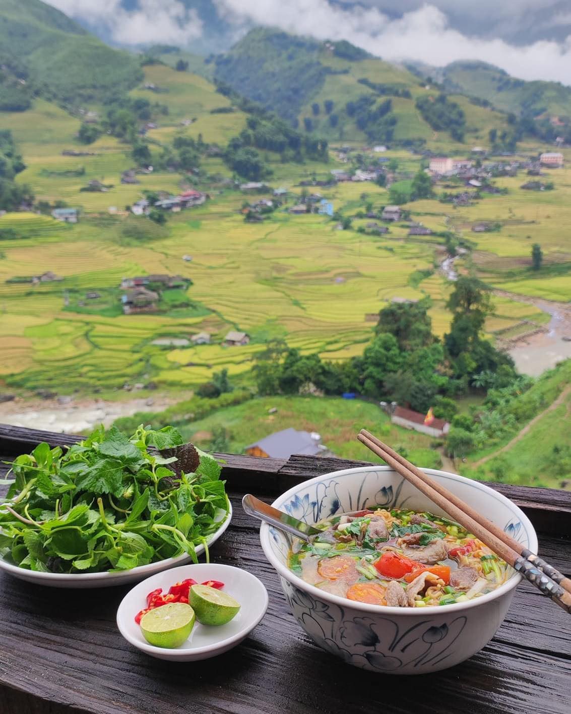 Dân tình đổ xô đi ăn mì 'view triệu đô' trên khắp Việt Nam- Ảnh 22.