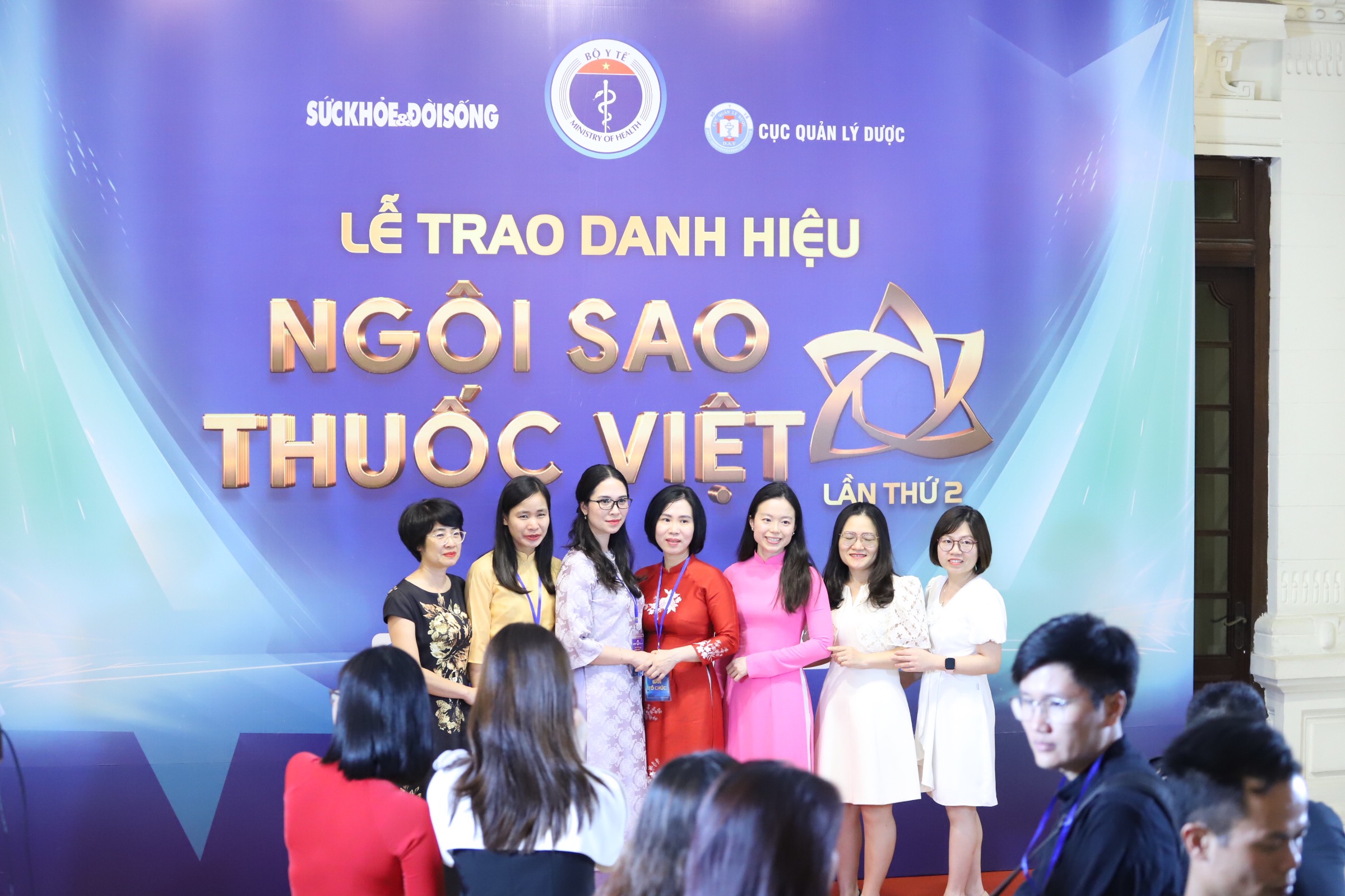 Sôi động trước giờ diễn ra Lễ vinh danh Ngôi sao thuốc Việt lần 2- Ảnh 3.