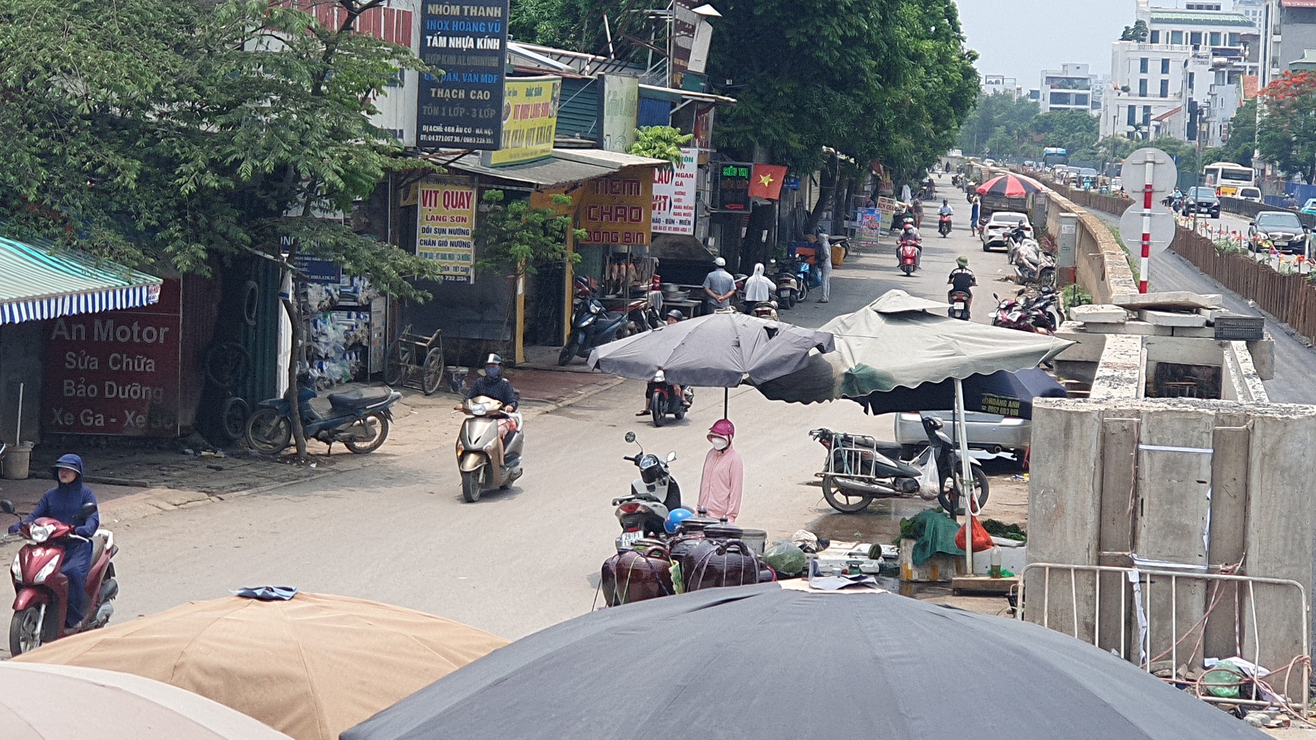 Sắp đến ngày 'về đích', hiện dự án mở rộng đường Âu Cơ ở Hà Nội ra sao?- Ảnh 10.