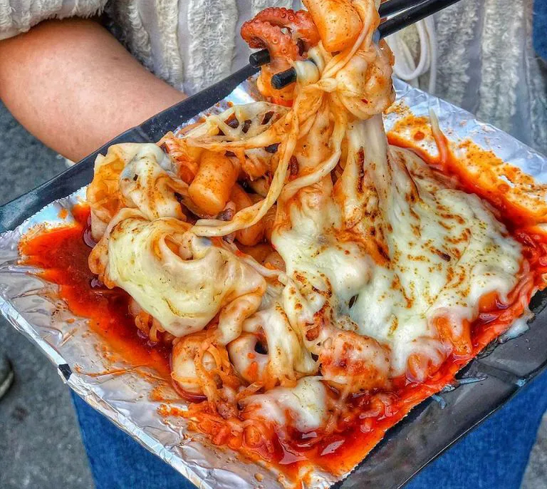 25 ចានឈីសឆ្ងាញ់ដើម្បីរីករាយនៅថ្ងៃរដូវក្តៅ (ភាគ 1) - រូបថត 6 ។ 25 món ăn từ phô mai ngon 'nhức nách' nhâm nhi trong ngày hè (P1)- Ảnh 6.