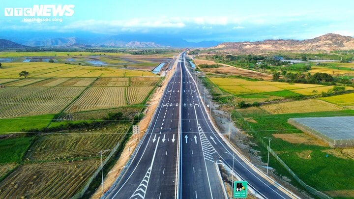 Thu phí cao tốc Cam Lâm - Vĩnh Hảo từ 28/5, mức cao nhất gần 500.000 đồng - Ảnh 2.